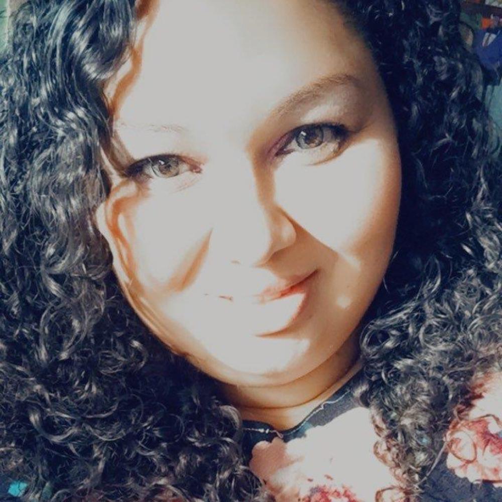 Meet your Posher, Ambar